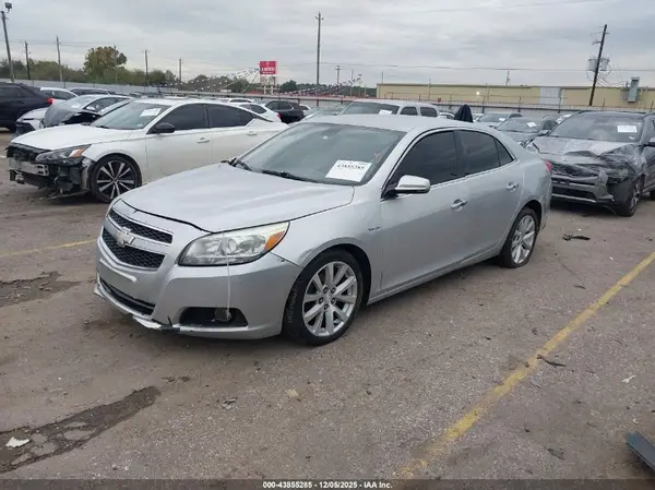 1G11E5SA4GU130920 2016 CHEVROLET MALIBU - Image 2