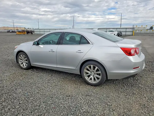 1G11E5SA4GU145336 2016 CHEVROLET MALIBU - Image 2
