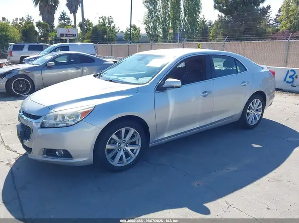 1G11E5SA4GU146230 2016 CHEVROLET MALIBU - Image 2