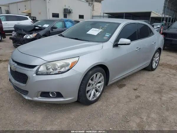 1G11E5SA5GF100829 2016 CHEVROLET MALIBU - Image 2