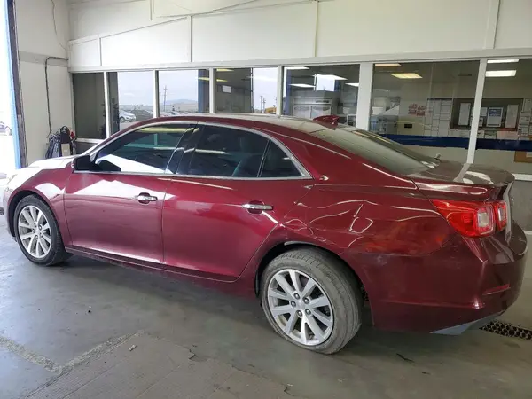 1G11E5SA5GF108347 2016 CHEVROLET MALIBU - Image 2
