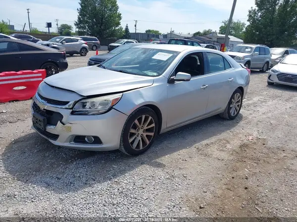 1G11E5SA5GF131241 2016 CHEVROLET MALIBU - Image 2