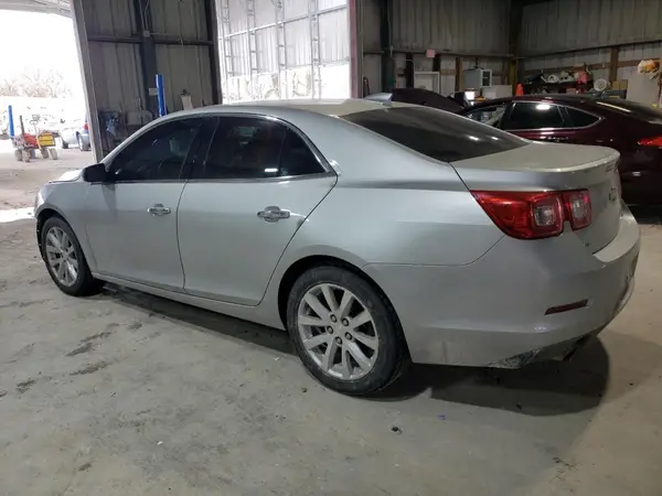 1G11E5SA5GF134737 2016 CHEVROLET MALIBU - Image 2