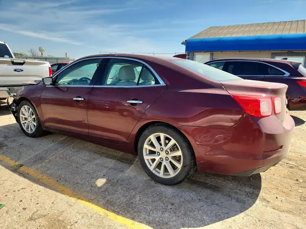 1G11E5SA5GF138870 2016 CHEVROLET MALIBU - Image 2
