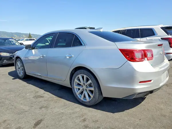 1G11E5SA5GF139968 2016 CHEVROLET MALIBU - Image 2