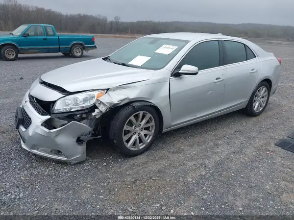 1G11E5SA5GF156026 2016 CHEVROLET MALIBU - Image 2