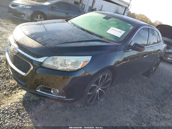 1G11E5SA5GU119554 2016 CHEVROLET MALIBU - Image 2