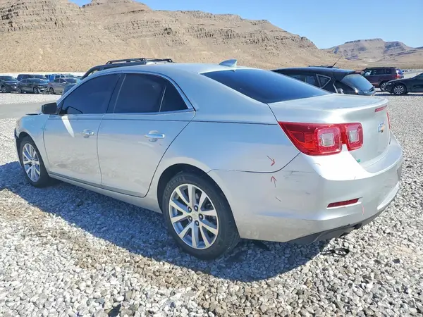 1G11E5SA5GU123250 2016 CHEVROLET MALIBU - Image 2