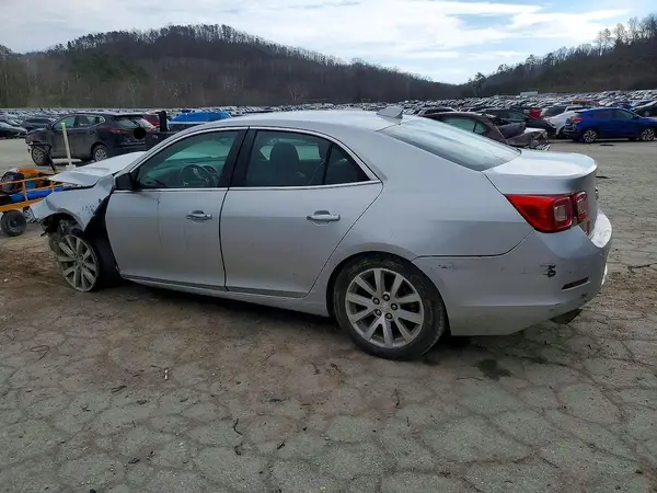 1G11E5SA5GU153834 2016 CHEVROLET MALIBU - Image 2
