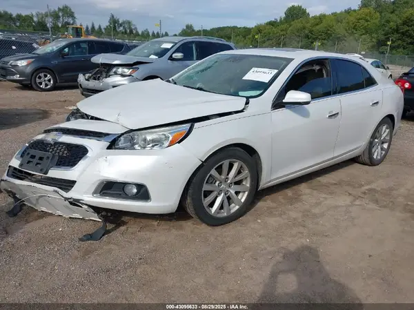 1G11E5SA6GF110883 2016 CHEVROLET MALIBU - Image 2