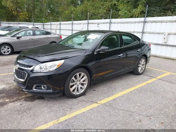 1G11E5SA6GU107252 2016 CHEVROLET MALIBU - Image 2
