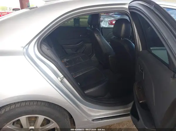 1G11E5SA6GU160534 2016 CHEVROLET MALIBU - Image 8