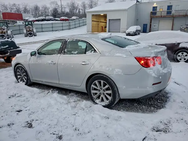 1G11E5SA7GF107698 2016 CHEVROLET MALIBU - Image 2