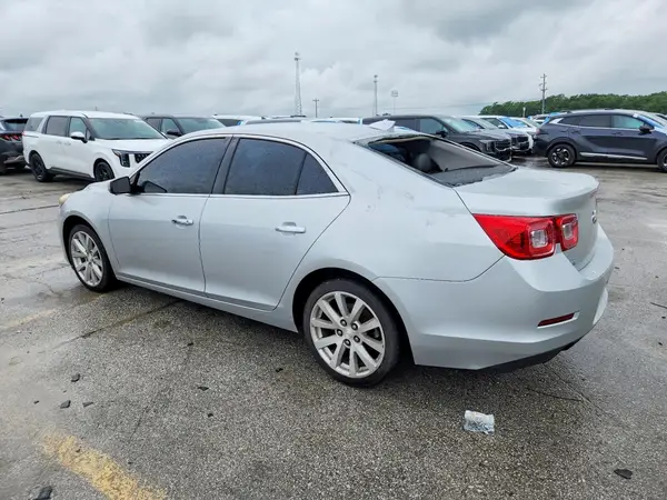 1G11E5SA8GF108214 2016 CHEVROLET MALIBU - Image 2