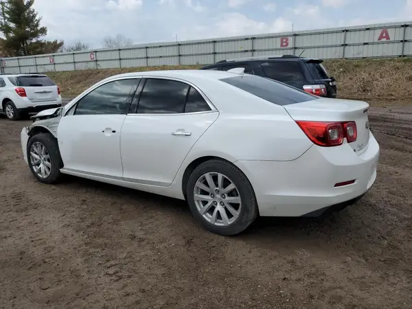 1G11E5SA8GF109511 2016 CHEVROLET MALIBU - Image 2