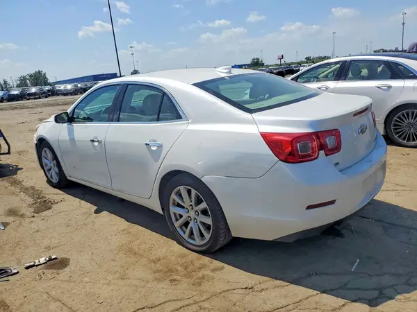 1G11E5SA8GF119763 2016 CHEVROLET MALIBU - Image 2