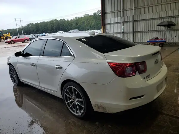 1G11E5SA8GF128172 2016 CHEVROLET MALIBU - Image 2