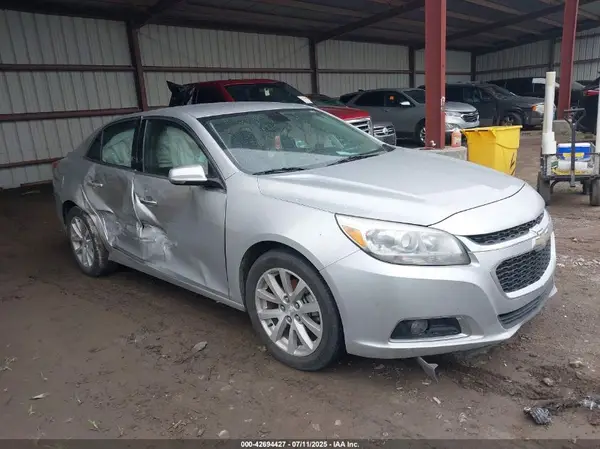1G11E5SA8GF132092 2016 CHEVROLET MALIBU - Image 1