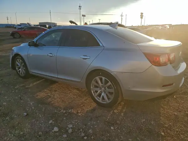 1G11E5SA8GF135221 2016 CHEVROLET MALIBU - Image 2
