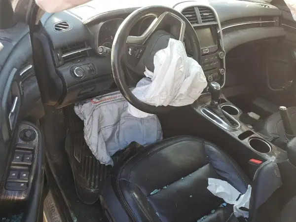 1G11E5SA8GF160863 2016 CHEVROLET MALIBU - Image 8