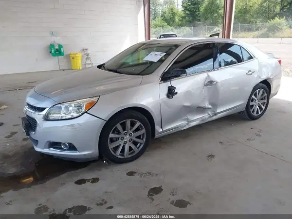 1G11E5SA8GU162446 2016 CHEVROLET MALIBU - Image 2