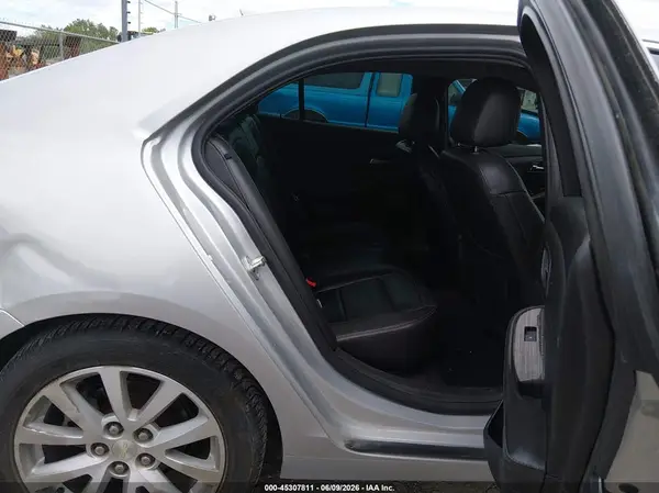 1G11E5SA9GF101384 2016 CHEVROLET MALIBU - Image 8