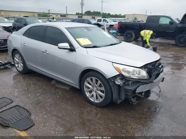 1G11E5SA9GF109159 2016 CHEVROLET MALIBU - Image 1