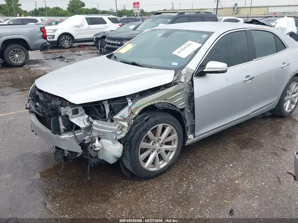 1G11E5SA9GF109159 2016 CHEVROLET MALIBU - Image 2