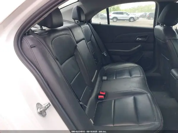 1G11E5SA9GF110845 2016 CHEVROLET MALIBU - Image 8