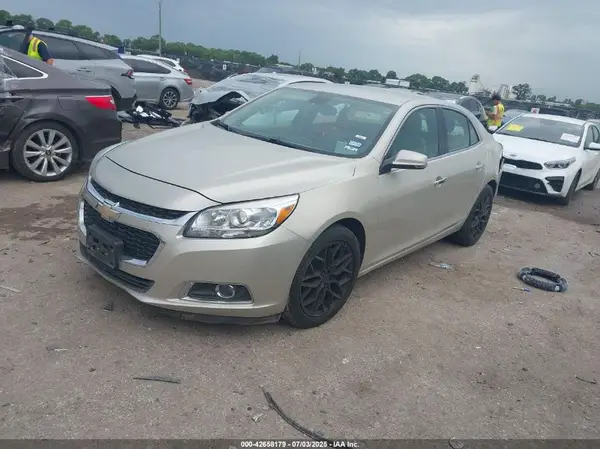 1G11E5SA9GF133428 2016 CHEVROLET MALIBU - Image 2