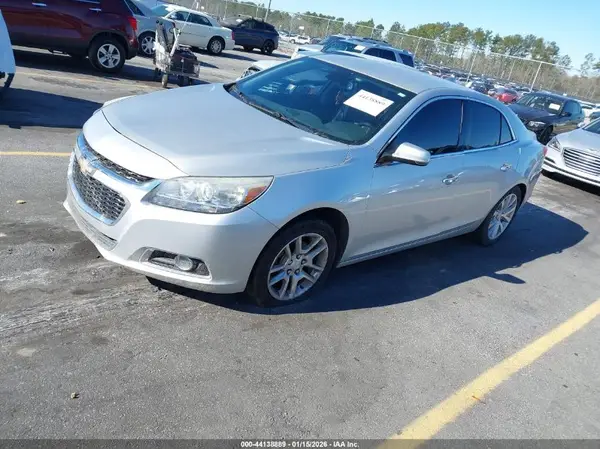1G11E5SA9GU144747 2016 CHEVROLET MALIBU - Image 2
