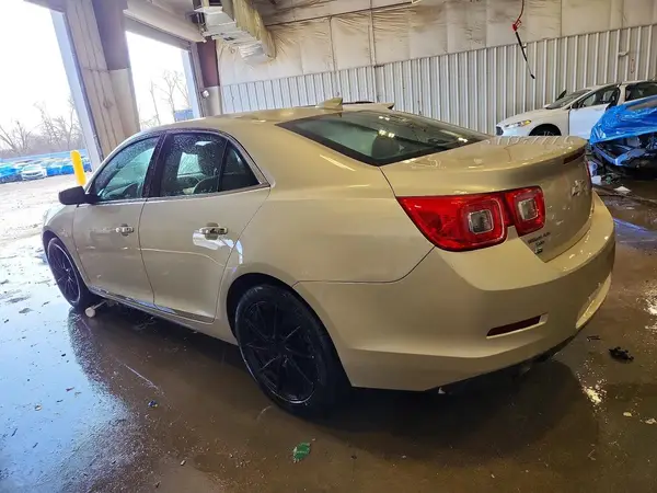 1G11E5SAXGF100843 2016 CHEVROLET MALIBU - Image 2