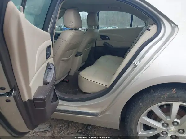 1G11E5SAXGF109655 2016 CHEVROLET MALIBU - Image 8