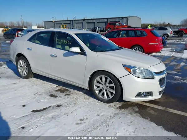 1G11E5SAXGF124463 2016 CHEVROLET MALIBU - Image 1