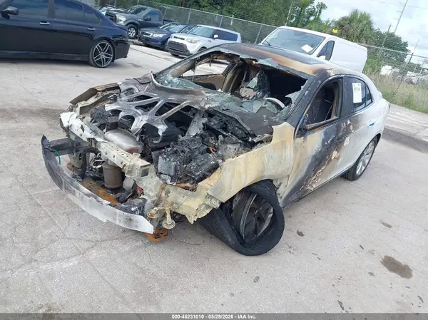 1G11E5SAXGF128514 2016 CHEVROLET MALIBU - Image 2