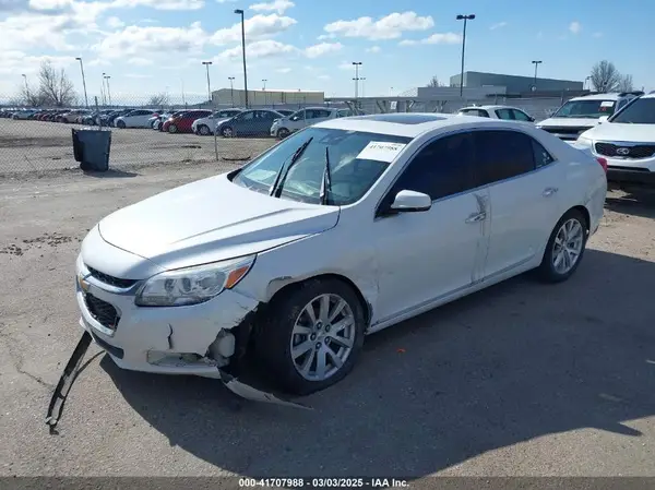 1G11E5SAXGF128870 2016 CHEVROLET MALIBU - Image 2