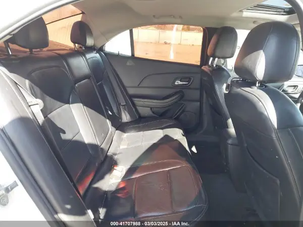 1G11E5SAXGF128870 2016 CHEVROLET MALIBU - Image 8