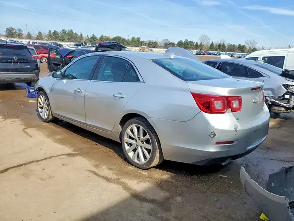 1G11E5SAXGF129341 2016 CHEVROLET MALIBU - Image 2