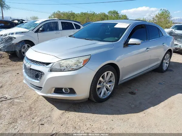 1G11E5SAXGF141926 2016 CHEVROLET MALIBU - Image 2