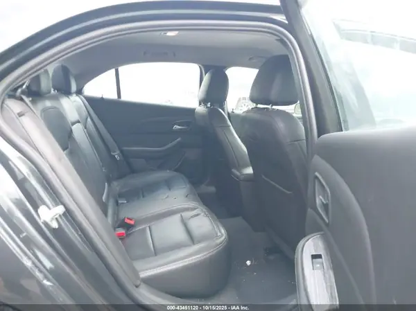 1G11E5SAXGU120067 2016 CHEVROLET MALIBU - Image 8