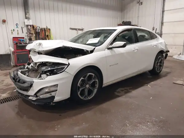 1G1CD5FT4LF122175 2021 CHEVROLET MALIBU - Image 2
