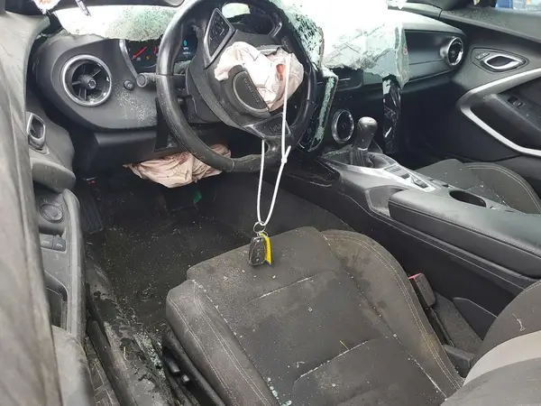 1G1FA1RS2H0138242 2017 CHEVROLET CAMARO - Image 8