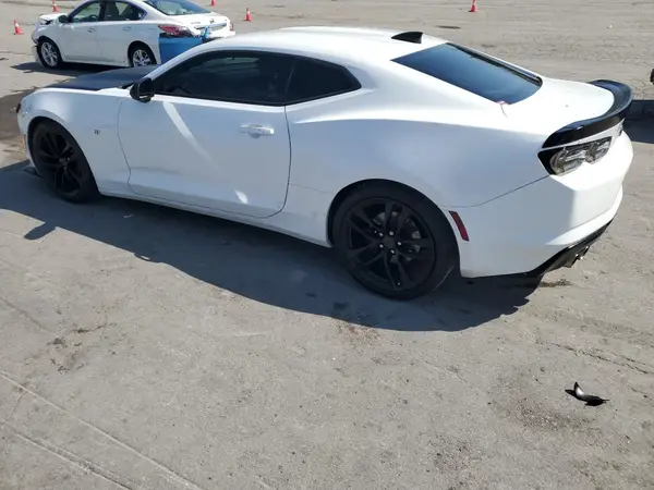 1G1FA1RS5K0140512 2019 CHEVROLET CAMARO - Image 2