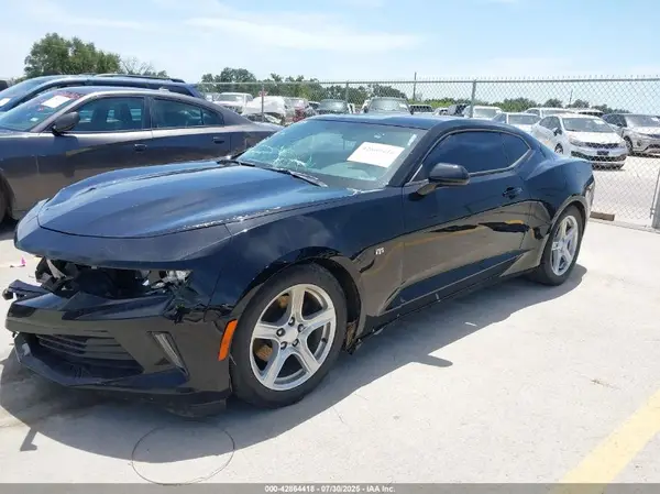 1G1FA1RX1J0158399 2018 CHEVROLET CAMARO - Image 2