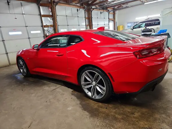 1G1FA1RX5J0105267 2018 CHEVROLET CAMARO - Image 2