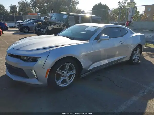1G1FA1RX5J0141931 2018 CHEVROLET CAMARO - Image 2