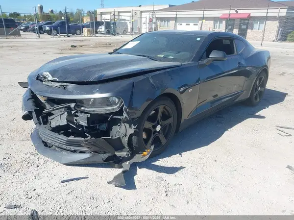1G1FA1RX8H0134739 2017 CHEVROLET CAMARO - Image 2