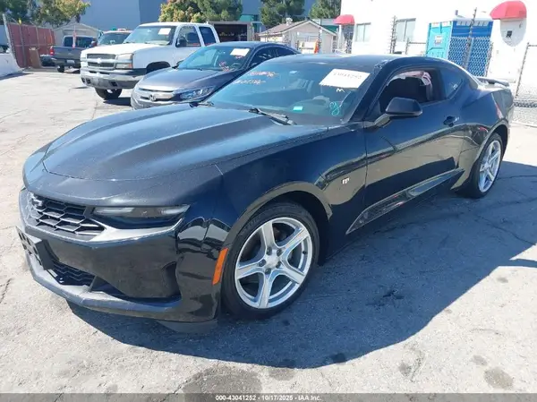 1G1FA1RX8K0107984 2019 CHEVROLET CAMARO - Image 2