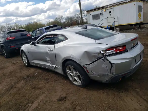 1G1FA1RXXJ0112800 2018 CHEVROLET CAMARO - Image 2