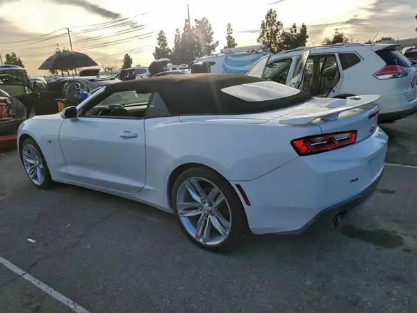 1G1FA3DX5H0155650 2017 CHEVROLET CAMARO - Image 2